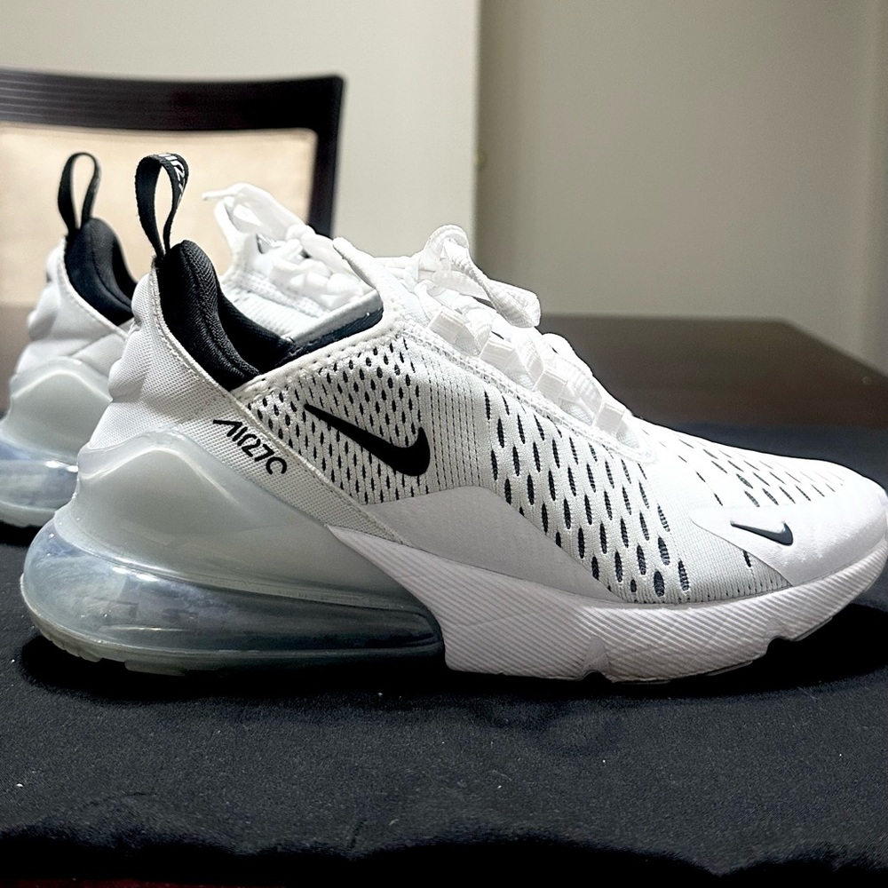 ✨SOLD ON DEPOP✨ NIKE Women’s Air Max 270